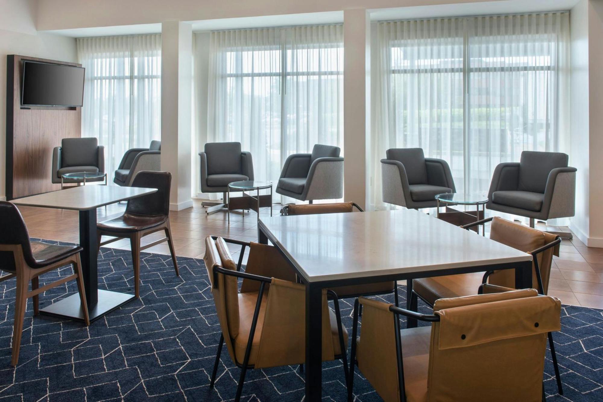 Courtyard By Marriott Silver Spring North/White Oak Extérieur photo